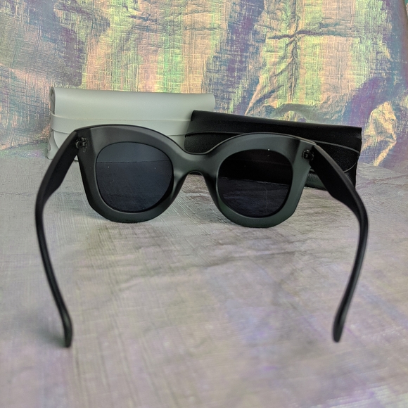 Cat Eye Frame Sunglasses Vintage Style Retro Sexy - Picture 16 of 17